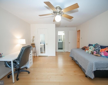 1637 Oakwood Drive - Photo Thumbnail 14