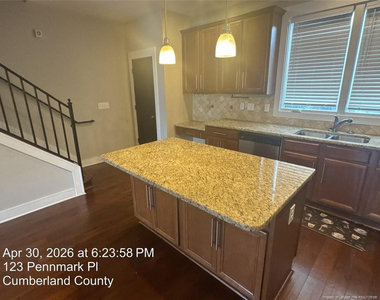 123 Pennmark Place - Photo Thumbnail 7