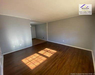 4206 S Dowfield Drive - Photo Thumbnail 1