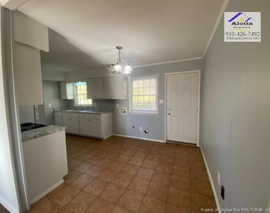 4206 S Dowfield Drive - Photo Thumbnail 3