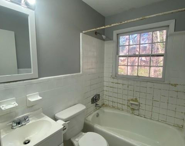 4206 S Dowfield Drive - Photo Thumbnail 6