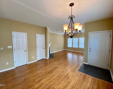 705 Glen Road - Photo Thumbnail 4