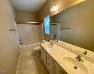 705 Glen Road - Photo Thumbnail 8