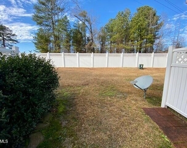 705 Glen Road - Photo Thumbnail 11
