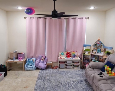 499 Lee Place - Photo Thumbnail 11
