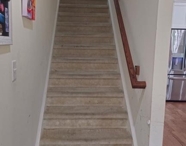 499 Lee Place - Photo Thumbnail 14