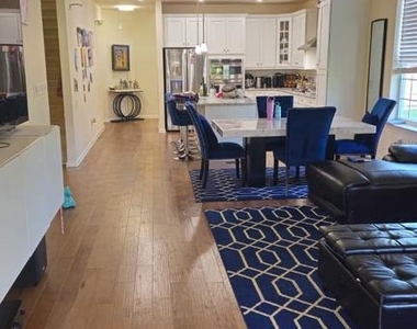 499 Lee Place - Photo Thumbnail 8