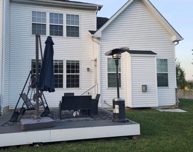 499 Lee Place - Photo Thumbnail 29