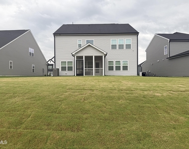 112 Moonflower Lane - Photo Thumbnail 3