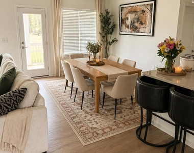 112 Moonflower Lane - Photo Thumbnail 14