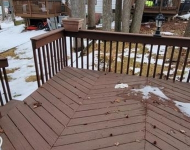 423 N Mount Vernon Circle - Photo Thumbnail 7