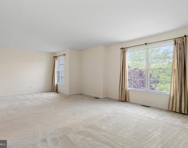 54 Nestlewood Way - Photo Thumbnail 18