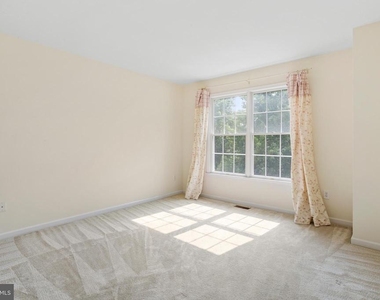 54 Nestlewood Way - Photo Thumbnail 27