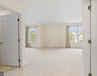 54 Nestlewood Way - Photo Thumbnail 16