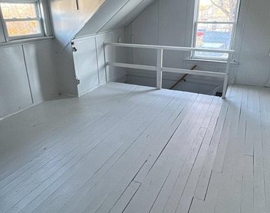 339 Tioga Street - Photo Thumbnail 7