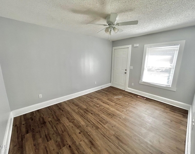 224 Walker Avenue - Photo Thumbnail 2