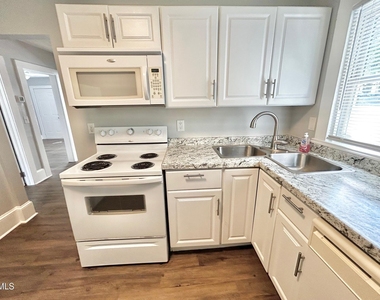 224 Walker Avenue - Photo Thumbnail 12