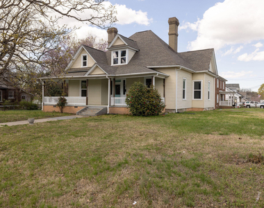 805 S Broad Street - Photo Thumbnail 1