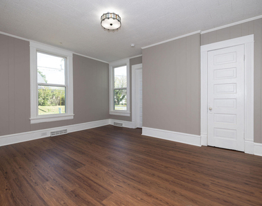 805 S Broad Street - Photo Thumbnail 11