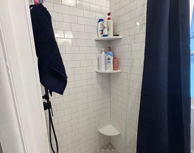 122 Fowler Avenue - Photo Thumbnail 7