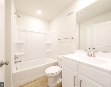 23 E Clementon Road - Photo Thumbnail 18