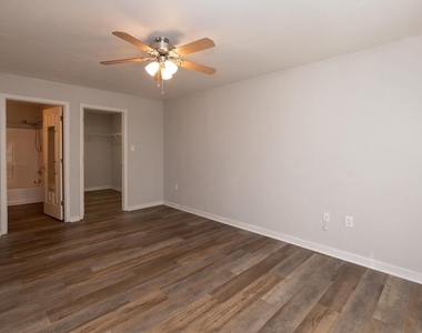 5631 Preston Loop - Photo Thumbnail 16