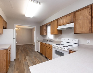 5631 Preston Loop - Photo Thumbnail 11