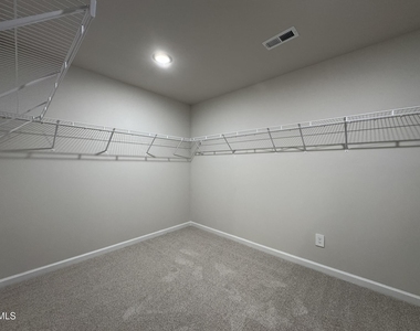 101 Klamath Drive - Photo Thumbnail 34