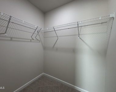 101 Klamath Drive - Photo Thumbnail 26