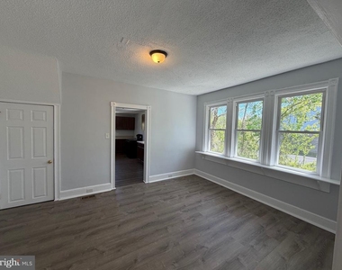705 W White Horse Pike - Photo Thumbnail 4