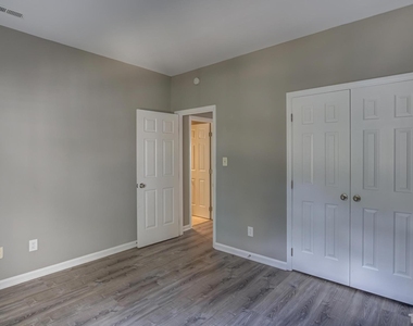 6020 Winterpointe Lane - Photo Thumbnail 23