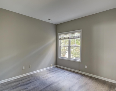 6020 Winterpointe Lane - Photo Thumbnail 22