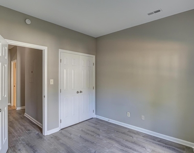 6020 Winterpointe Lane - Photo Thumbnail 24