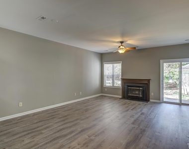 6020 Winterpointe Lane - Photo Thumbnail 17