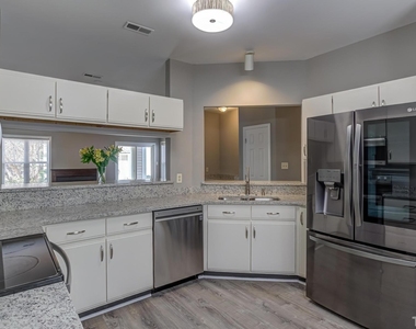 6020 Winterpointe Lane - Photo Thumbnail 11