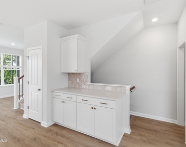 103 Frosted Iris Lane - Photo Thumbnail 6