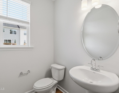 103 Frosted Iris Lane - Photo Thumbnail 10