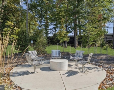 3427 Whippett Way Way - Photo Thumbnail 19
