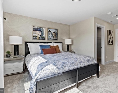 3427 Whippett Way Way - Photo Thumbnail 14