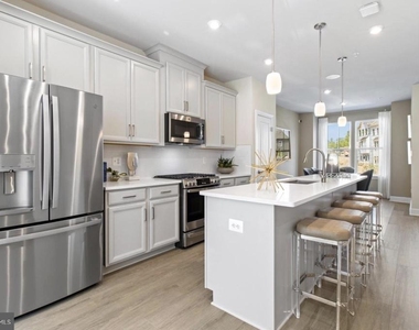 3427 Whippett Way Way - Photo Thumbnail 3