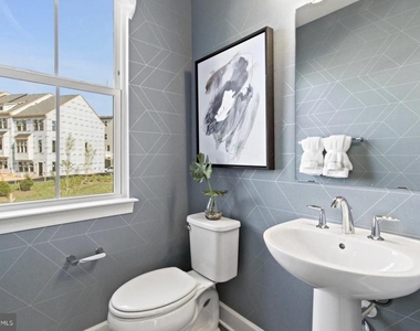 3427 Whippett Way Way - Photo Thumbnail 7