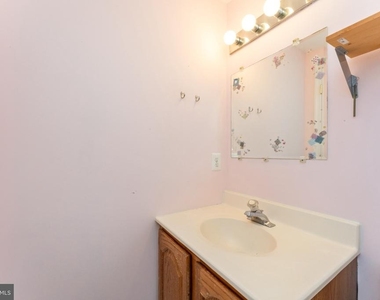 1609 Brisbane Street - Photo Thumbnail 14