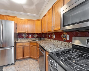 1609 Brisbane Street - Photo Thumbnail 5