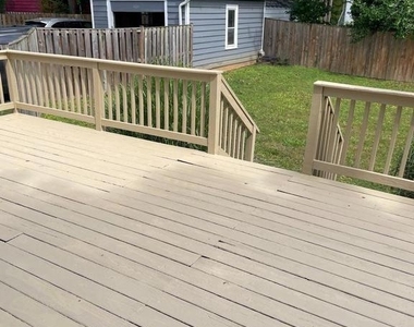 4605 Davidson Drive - Photo Thumbnail 6
