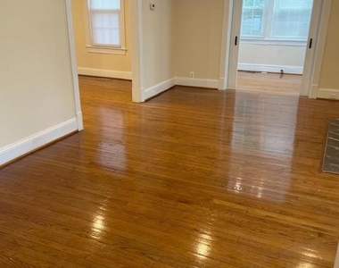 4605 Davidson Drive - Photo Thumbnail 2