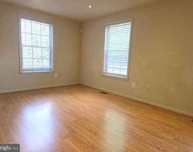 14601 Devereaux Terrace - Photo Thumbnail 2