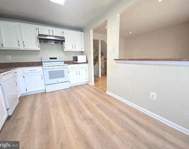 14601 Devereaux Terrace - Photo Thumbnail 9