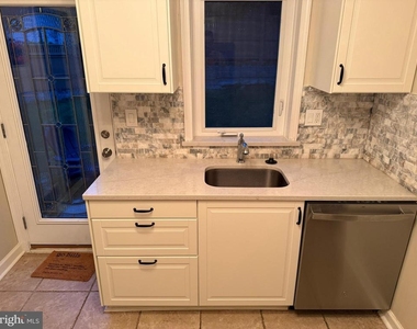5226 Elliott Road - Photo Thumbnail 6