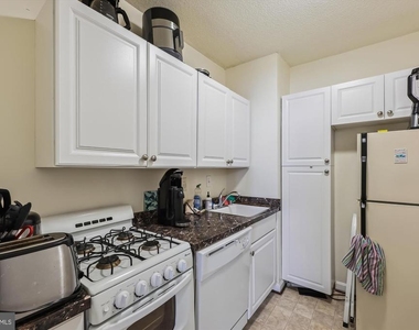 4242 East-west Highway - Photo Thumbnail 18