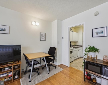 4242 East-west Highway - Photo Thumbnail 17
